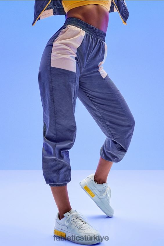 tr Fabletics kadınlar geri tepme iki tonlu eşofman altı şeker eriği/siyah puantiyeli 40R06B127