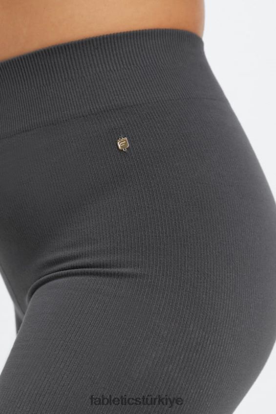 tr Fabletics kadınlar bulut dikişsiz yüksek belli 7\" kısa siyah/yansıtıcı gümüş 40R06B443