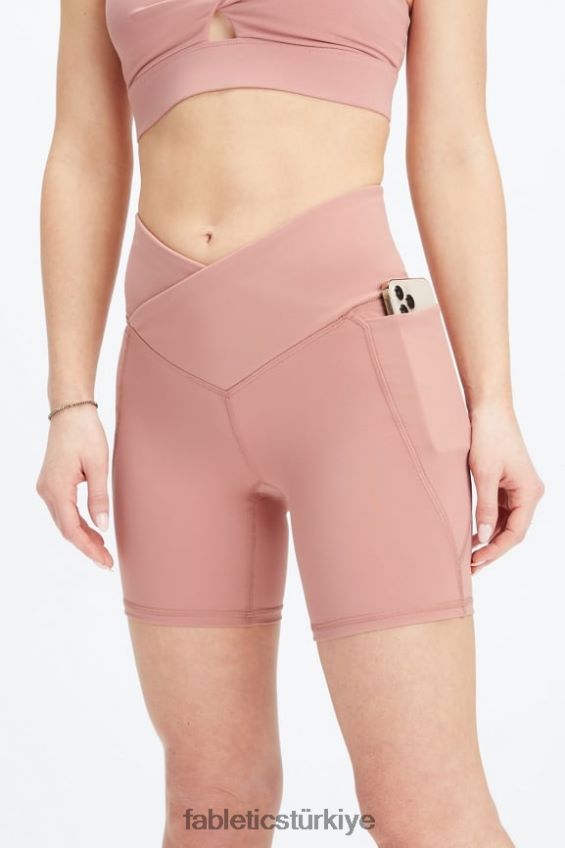 tr Fabletics kadınlar oasis pureluxe hw crossover 6'' kısa izlenim/körfez kıyısı 40R06B318