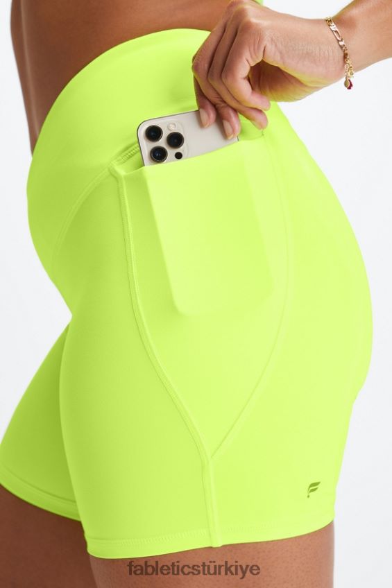 tr Fabletics kadınlar oasis pureluxe hw crossover 6\'\' kısa kadife çiçeği/yeni dalga çiçek 40R06B316