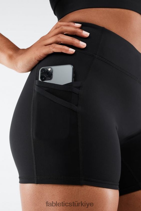 tr Fabletics kadınlar trinity motion365 orta yükseklikte 5\'\' kısa dalgalı çita/siyah 40R06B367