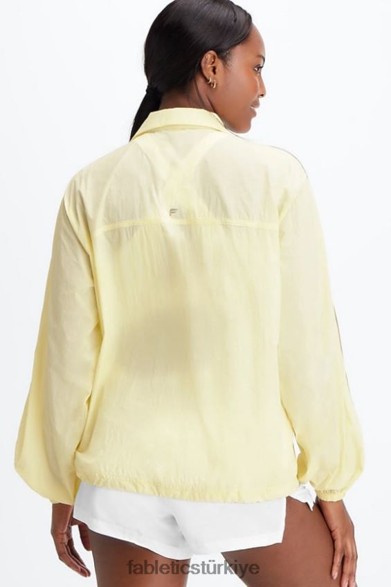 tr Fabletics kadınlar büyük boy flyweight rüzgarlık açık armut/parlak beyaz 40R06B2747