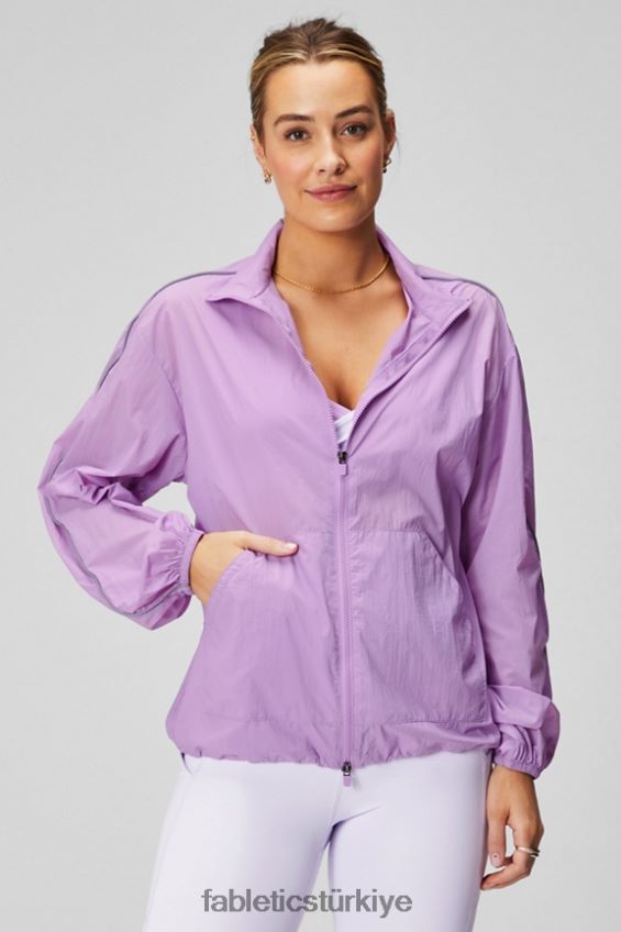 tr Fabletics kadınlar büyük boy flyweight rüzgarlık kristal mağarası/yansıtıcı gümüş 40R06B2738