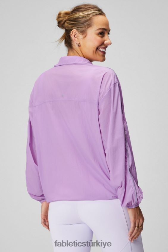 tr Fabletics kadınlar büyük boy flyweight rüzgarlık kristal mağarası/yansıtıcı gümüş 40R06B2738