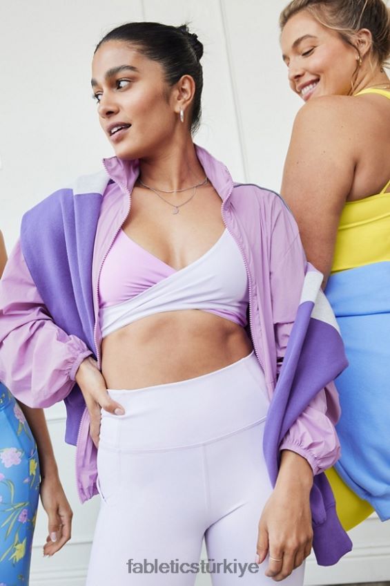 tr Fabletics kadınlar büyük boy flyweight rüzgarlık kristal mağarası/yansıtıcı gümüş 40R06B2738