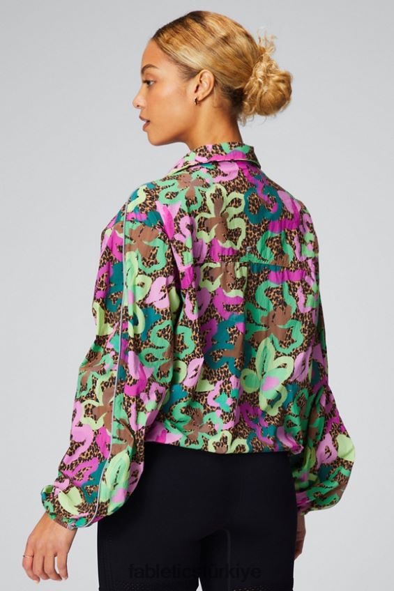 tr Fabletics kadınlar büyük boy flyweight rüzgarlık tropikal vaha/yansıtıcı gümüş 40R06B2741