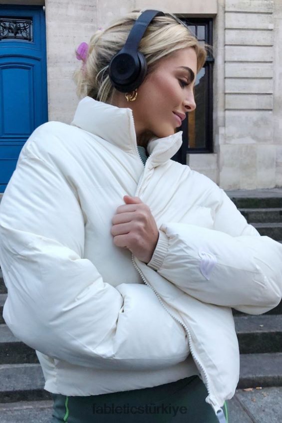 tr Fabletics kadınlar kırpılmış kirpi ak balıkçıl/ak balıkçıl logosu 40R06B2774