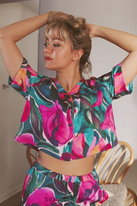 tr Fabletics kadınlar uyku düğmesi aşağı boyalı laleler 40R06B2033