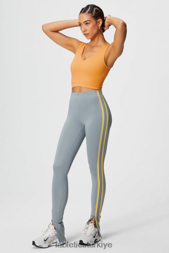 tr Fabletics kadınlar v yakalı mahsul tankı çöl güneşi 40R06B2199